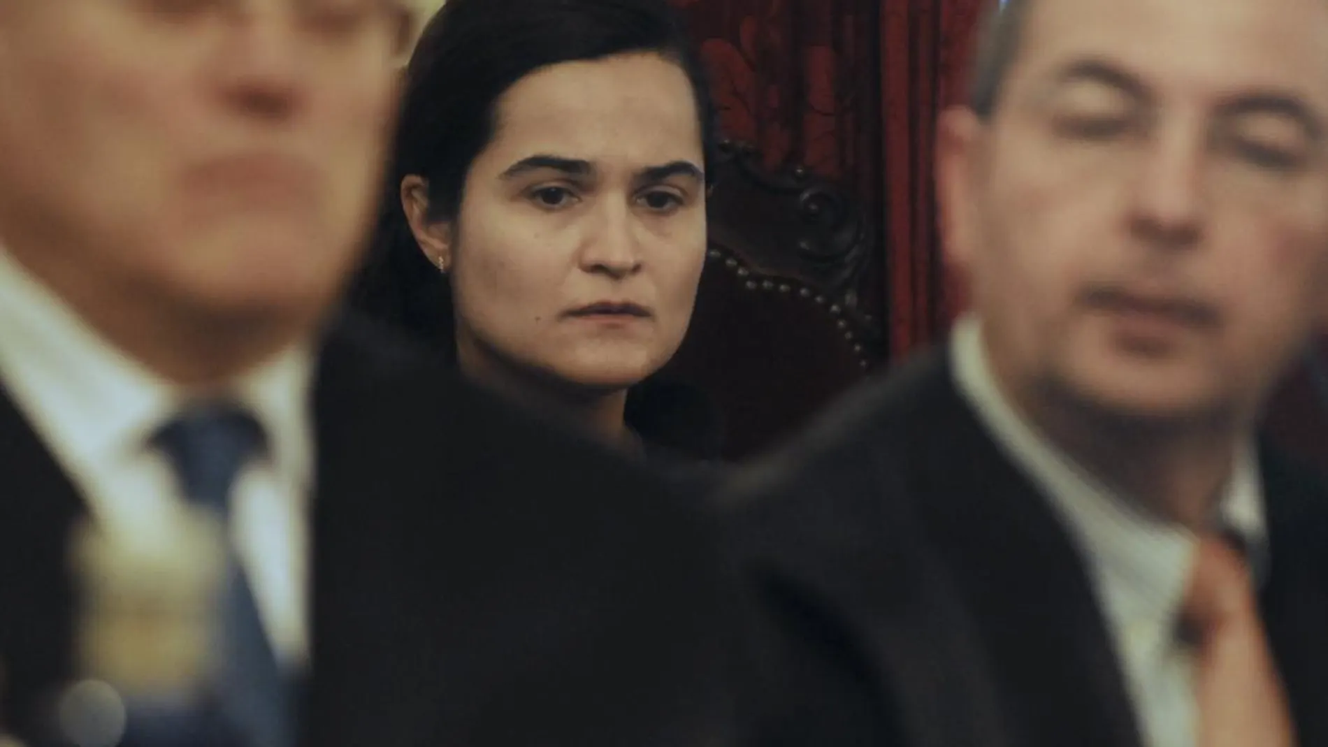 Triana Martínez (c), una de las tres acusadas por el crimen de la presidenta de la Diputación de León Isabel Carrasco, durante el juicio que se celebra en la Audiencia Provincial de León