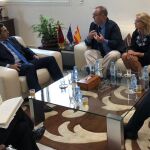 El consejero de Educación, Fernando Rey, se reúne con el ministro del ramo de Marruecos, Said Amzazi