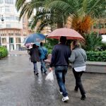 La Agencia Estatal de Meteorología prevé para mañana tiempo estable en la mayor parte del país, con posibilidad de lloviznas en Pirineos, litoral noreste peninsular, Baleares, litoral de Alborán y Melilla.