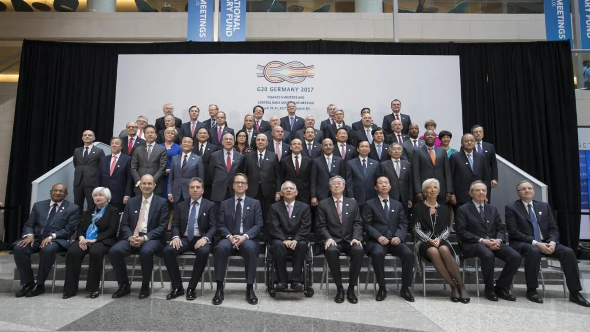 Los ministros de Economía del G20 durante la asamblea de primavera del Fondo Monetario Internacional (FMI) y del Banco Mundial en Washington