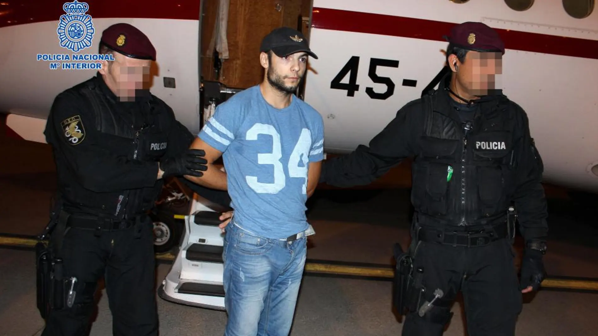 Sergio Morate, a su llegada al aeropuerto madrileño de Torrejón tras ser extraditado