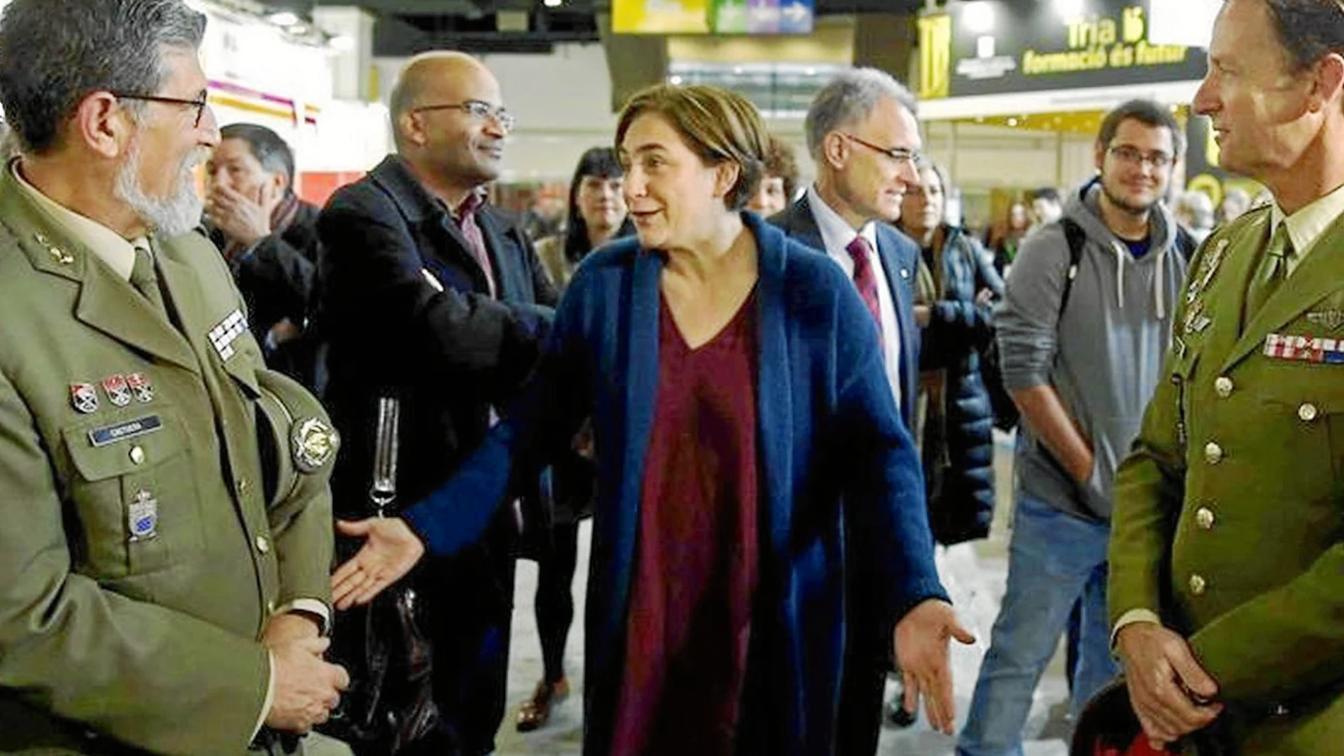 En la edición de 2016, la alcaldesa Ada Colau ya avisó a dos cargos militares de que prefería un salón sin la presencia del Ejército