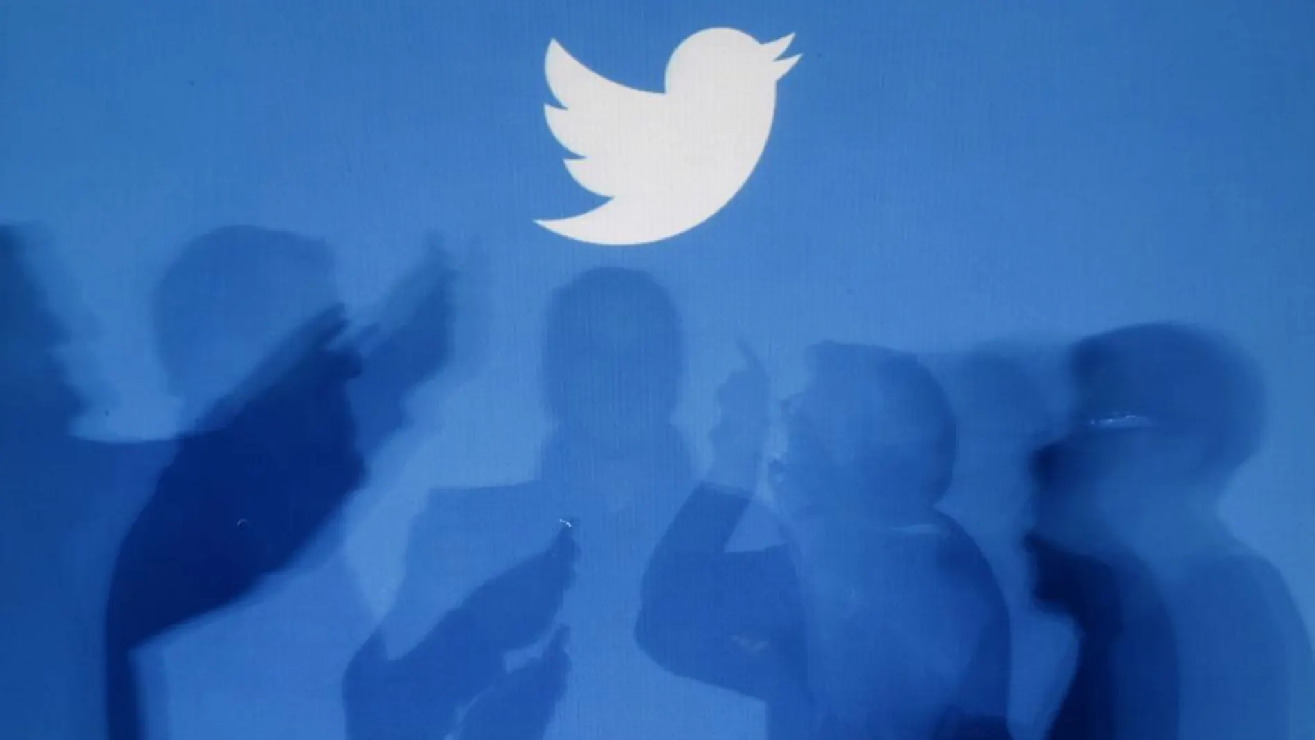 Twitter cierra más de medio millón de cuentas para combatir el «extremismo»