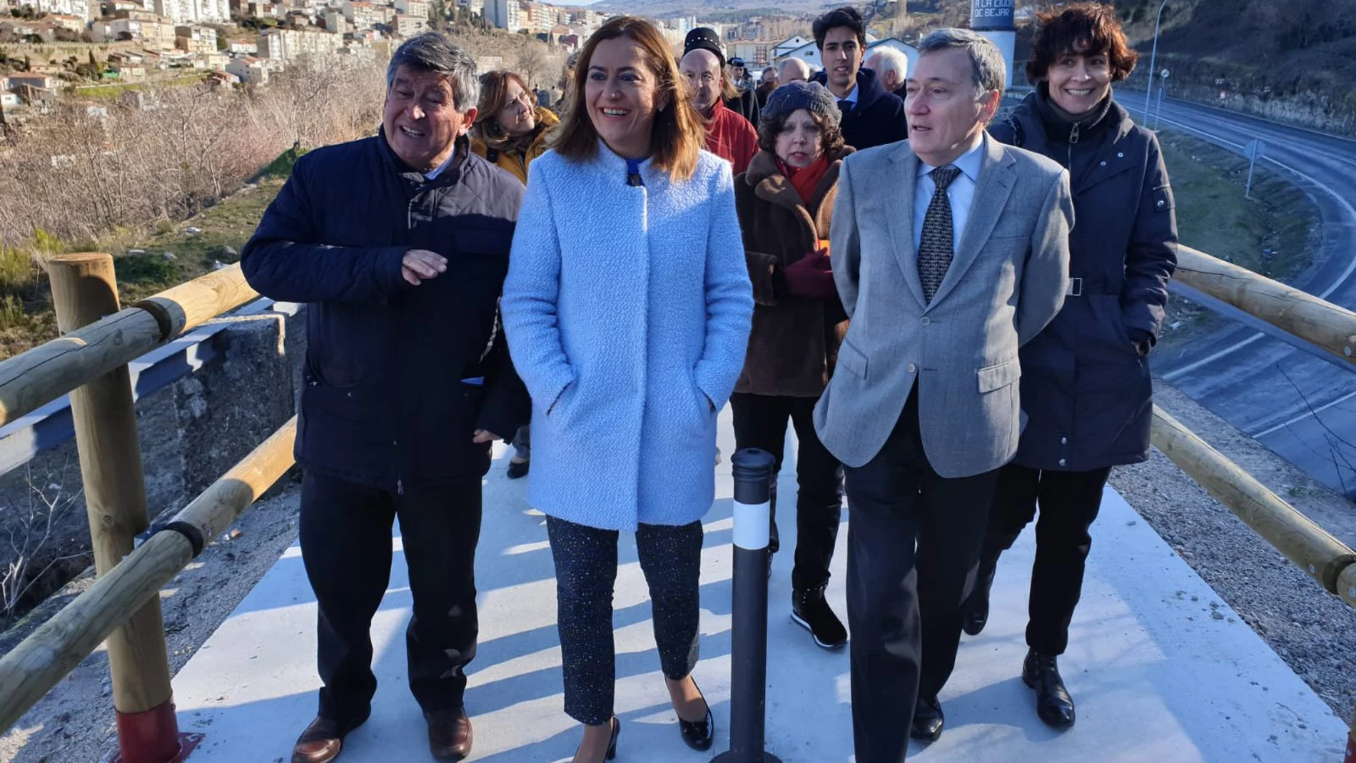 La delegada del Gobierno, Virginia Barcones, y el alcalde de Béjar, Alejo Riñones, entre otros, visitan las obras