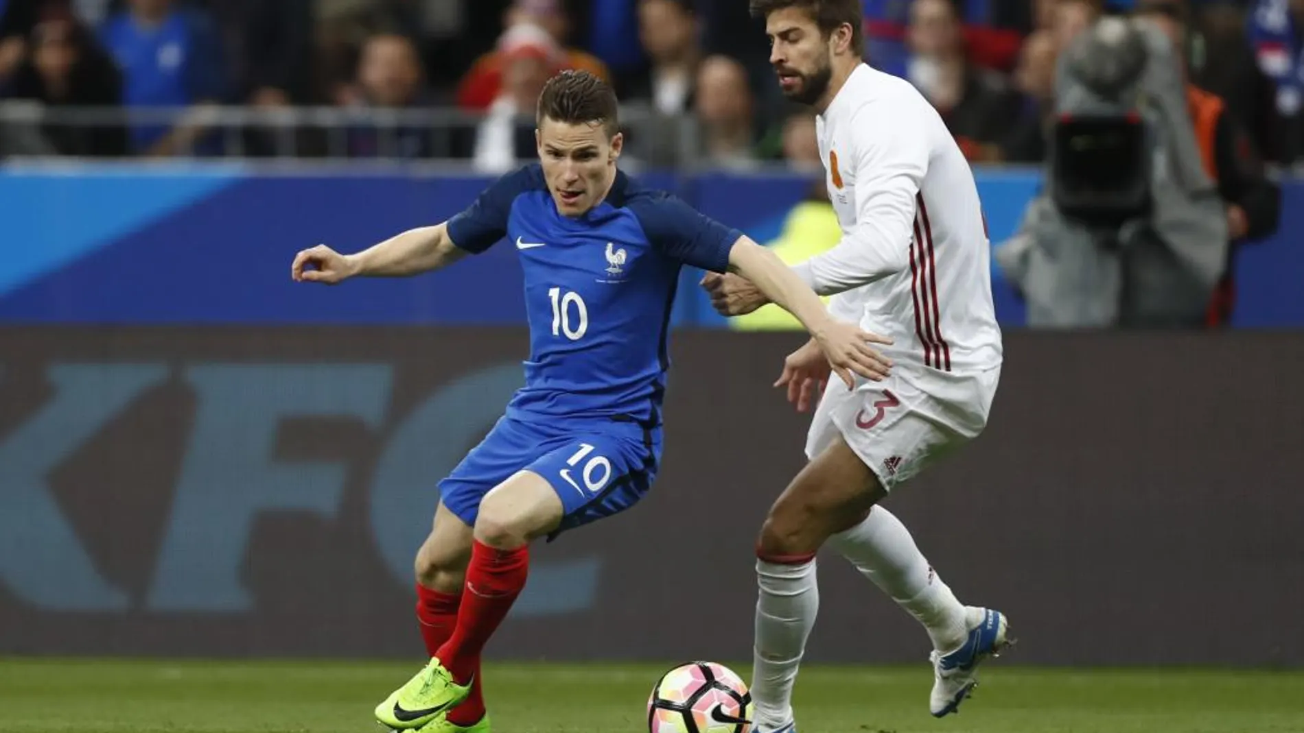 Gerard Piqué, durante el partido de ayer