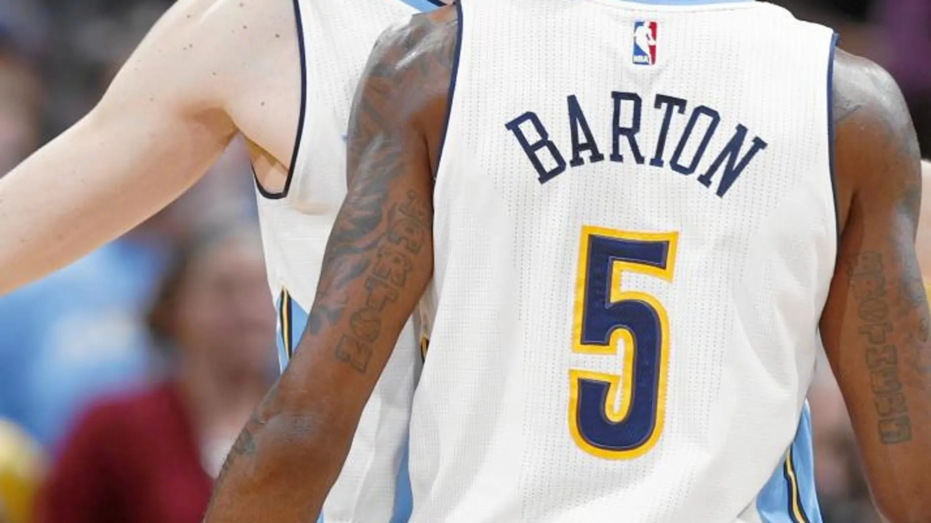 Juancho (27 puntos) y Barton (24) tumbaron al equipo de Curry y Durant