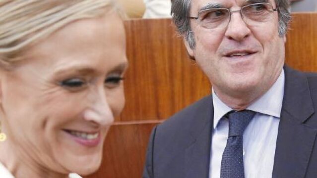 Cifuentes y Gabilondo en la Asamblea de Vallecas