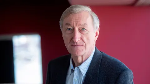 El escritor Julian Barnes ha publicado su nueva novela