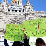 Los cooperativistas del Residencial Metropolitan llevaron su protesta a las puertas del Ayuntamiento de la capital, el pasado 16 de junio
