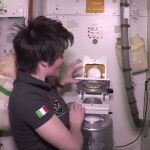 La NASA pide ayuda para solucionar el problema de los excrementos de los astronautas en el espacio