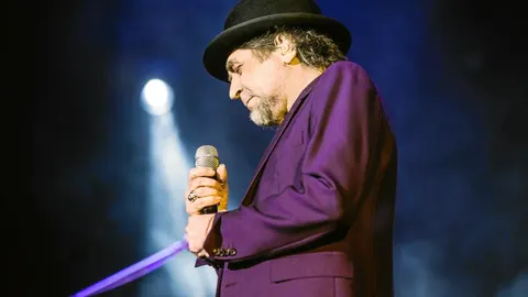 El músico actuó en Jaén acompañado de su banda de siempre