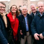 El presidente de la Junta, Juan Vicente Herrera, junto al del PPCyL, Alfonso Fernández Mañueco; el alcalde de León, Antonio Silván y el candidato del PP a la alcaldía de Barcelona Josep Bou,entre otros, en la concentración en Madrid