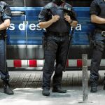 Los Mossos creen que faltan efectivos para cubrir prioridades en seguridad, como los robos en los domicilios, carteristas o el «top manta»