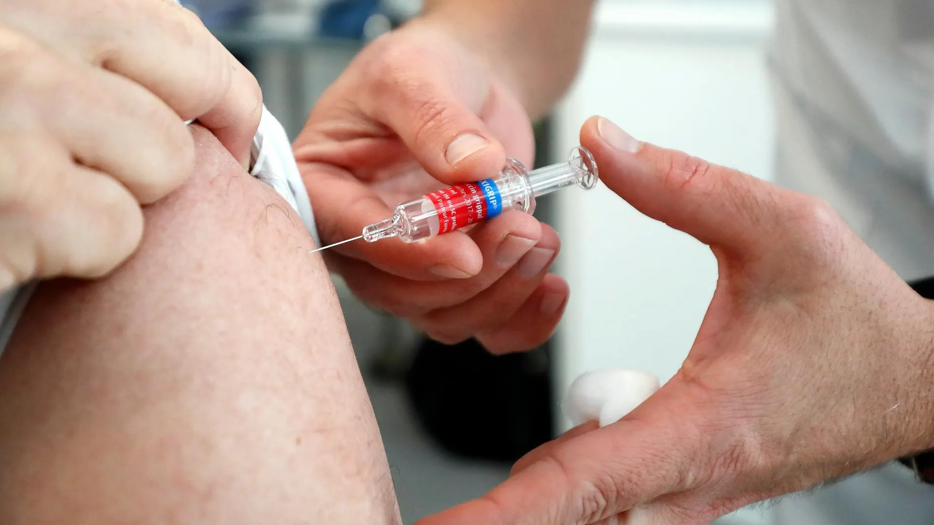 Los casos de gripe en la Región comienzan a descender, mientras que desde la Consejería recuerdan que todavía hay disponibles vacunas para evitar el contagio