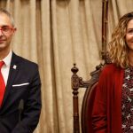 La consejera Alicia García y el rector de la USAL, Ricardo Rivero, inauguran el programa