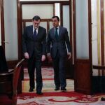 El presidente del Gobierno, Mariano Rajoy,iz.,y Fernando Martinez Maillo.