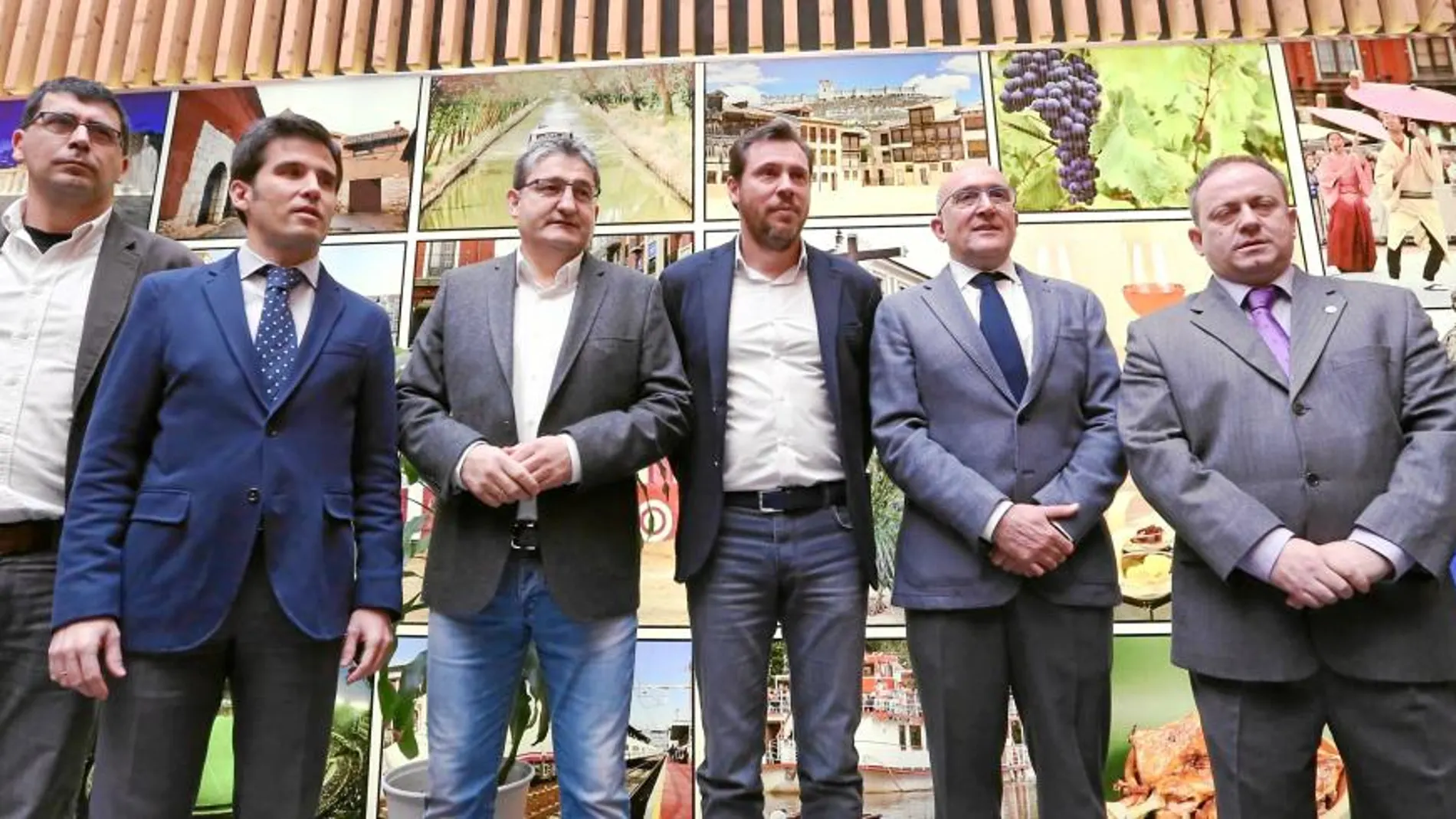 Alberto Bustos, Alfonso Lahuerta, Óscar Campillo, Óscar Puente, Jesús Julio Carnero e Íñigo Torres, durante la presentación de la candidatura de Valladolid para acoger la Gala Nacional del Deporte en 2017