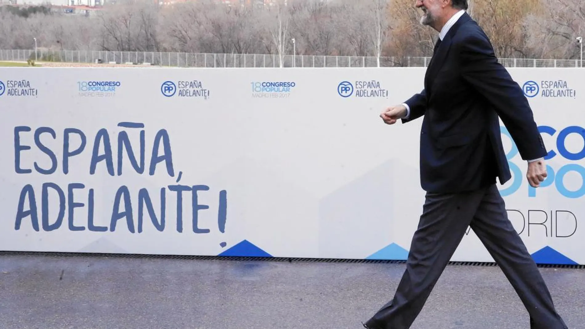 Mariano Rajoy, ayer antes de que empezara el Congreso del PP en Madrid