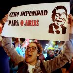 Mujeres marchan en Costa Rica para apoyar a las denunciantes contra Oscar Arias / Foto: Reuters