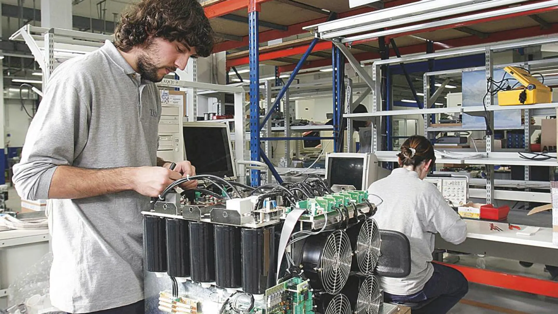 La planta de operaciones de Zigor en Vitoria cuenta con una superficie de 7.000 m2 y una gran capacidad de producción