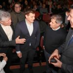 Dirigentes de PP y de Ciudadanos arroparon ayer el lanzamiento de la plataforma Concordia Cívica en un acto en L’Hospitalet