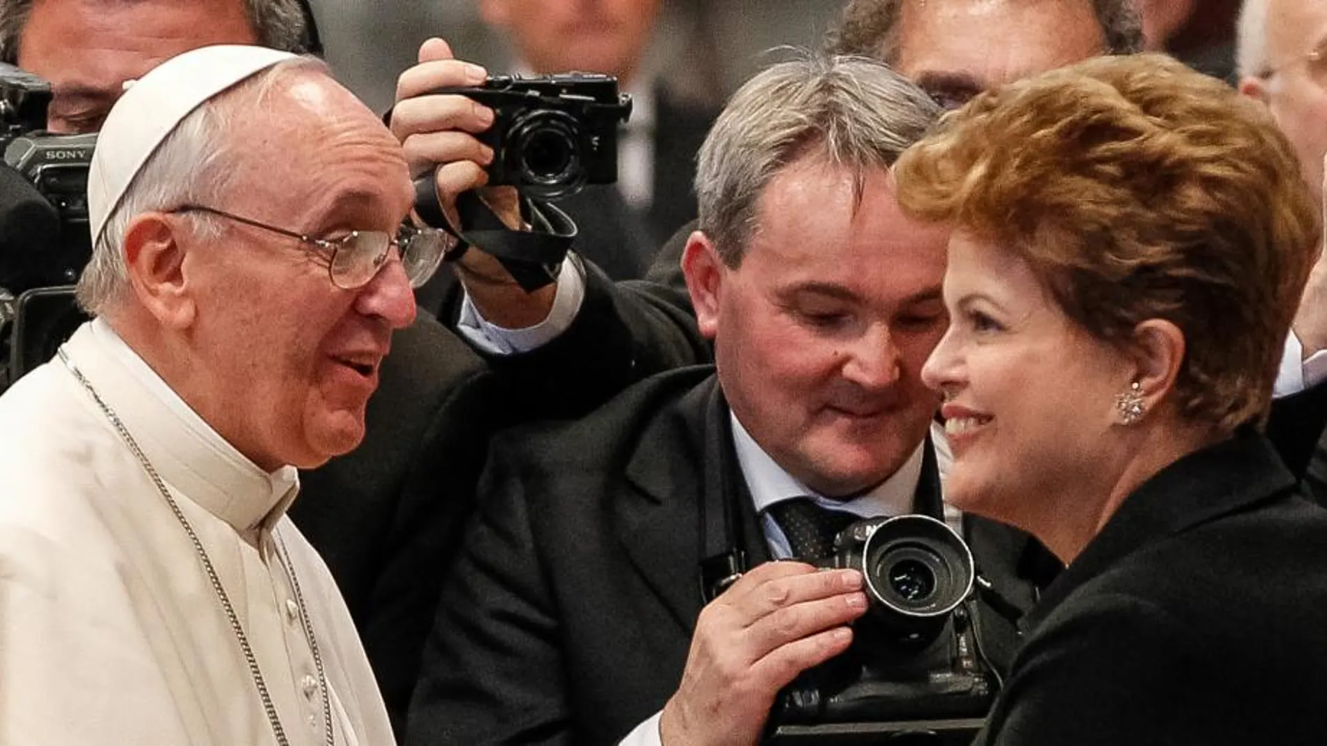 Rousseff se reunió durante cerca 30 minutos con el papa argentino.