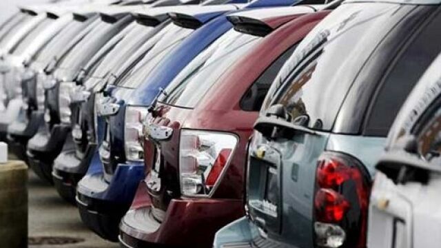 El mercado de turismos cierra agosto con 64.089 matriculaciones, 14,6 % más.