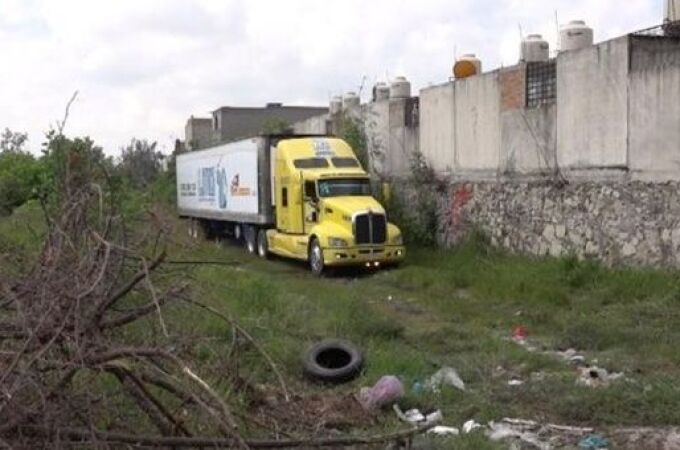 Robar a Increíble curso 157 cadáveres abandonados en el interior de un camión en México