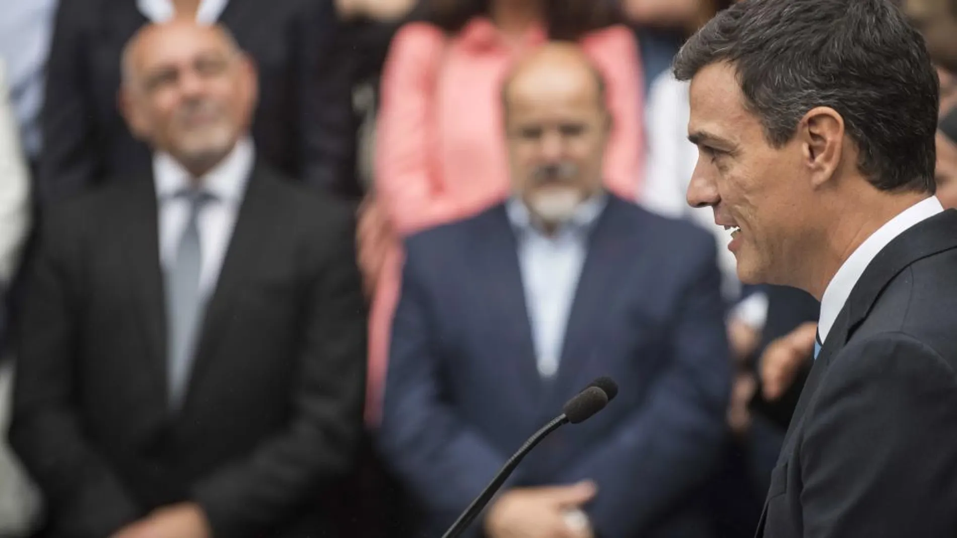 El secretario general del PSOE, Pedro Sánchez, durante un acto de campaña celebrado por los socialistas vascos hoy en Guernica