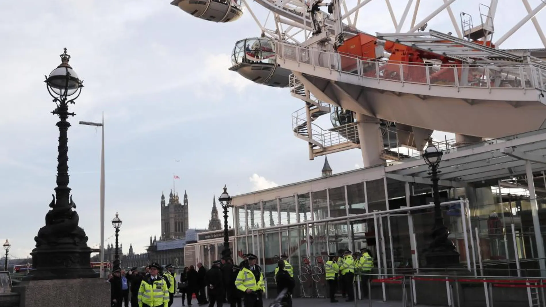 La Policía bloqueó el London Eye por seguridad dejando atrapados a los estudiantes madrileños