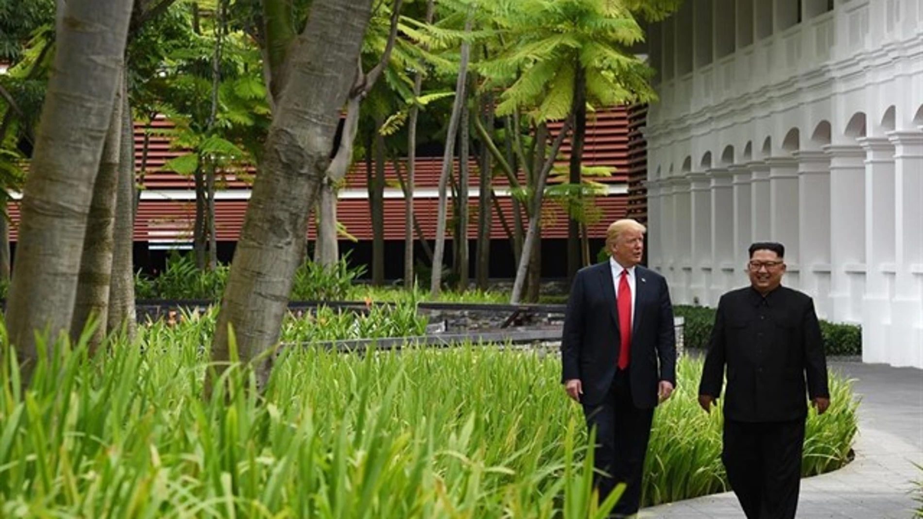 Donald Trump y Kim Jong Un durante su primera reunión / Reuters