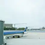  Desvían un avión después de que un pasajero tratara de abrir una puerta