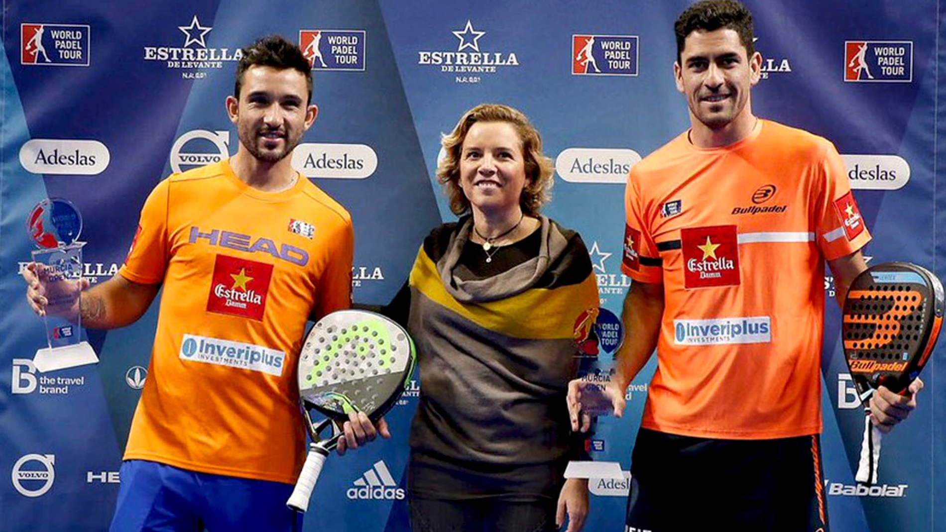 Sanyo y Maxi, con el título de Murcia