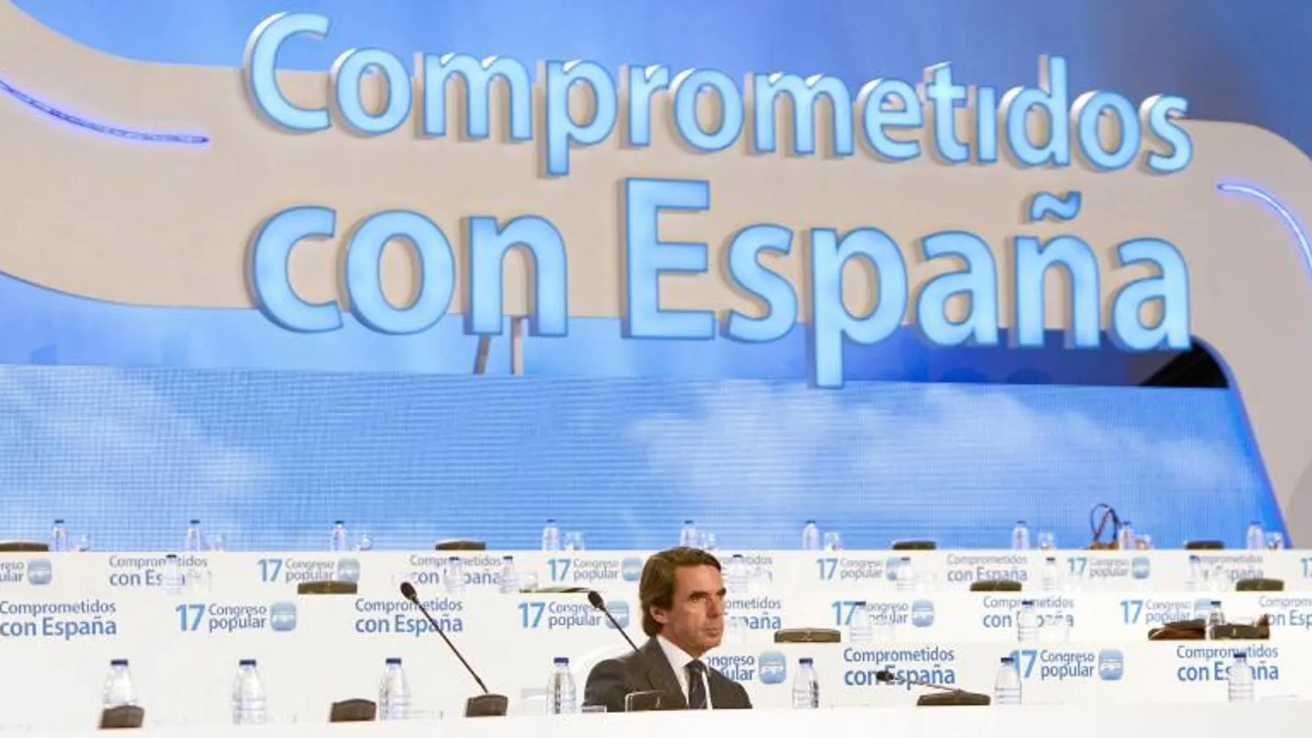 El ex presidente de honor en un momento del anterior congreso del PP celebrado en 2012 donde intervino junto a Rajoy