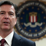 Trump fulmina al director del FBI que investigó sus lazos con Rusia