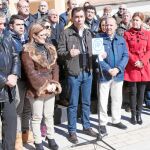 Fernando Martínez-Maíllo interviene en presencia, entre otros, de Mayte Martín y Clara San Damián, ayer en Morales del Vino