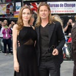 Angelina Jolie y Brad Pitt en una foto de archivo
