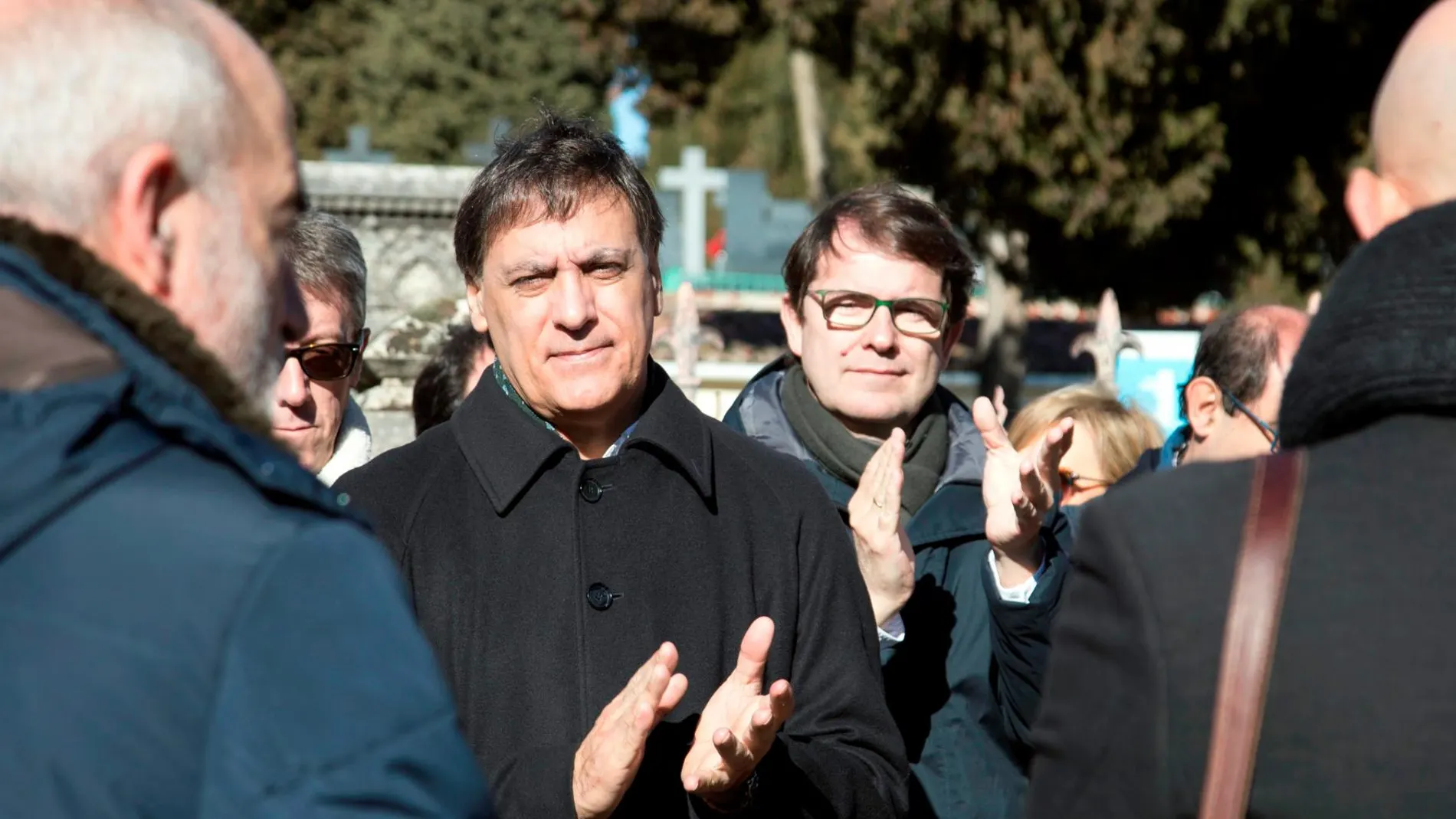 Fernández Mañueco y García Carbayo durante el homenaje