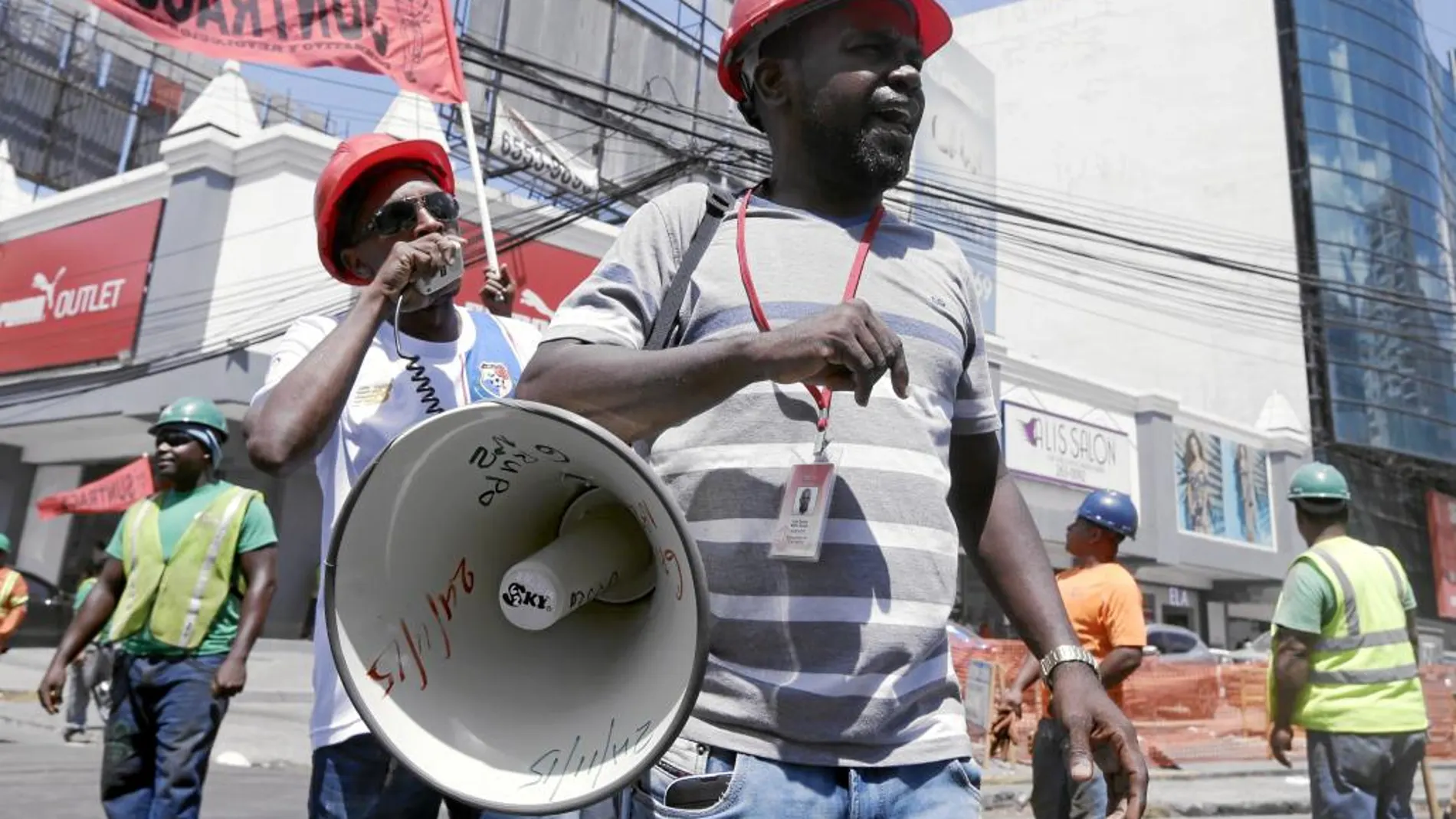 Trabajadores protestan en Panamá contra la corrupción promovida por Odebrecht
