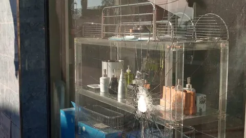 Destrozan el local de un afiliado a Vox en Lorca