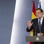 Declaración Institucional del presidente del Gobierno , Mariano Rajoy , en respuesta al acuerdo entre Junts pel sí y la CUP para la independencia de Cataluña
