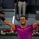 Rafael Nadal celebra su victoria ante Nick Kyrgios en el Mutua Madrid Open de tenis.