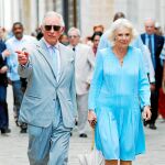 Carlos de Inglaterra y Camilla Parker, ayer durante un paseo por La Habana / Foto: Reuters