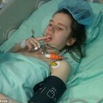 Danijela Kovacevic en la cama del hospital tras haber logrado salir del estado vegetativo