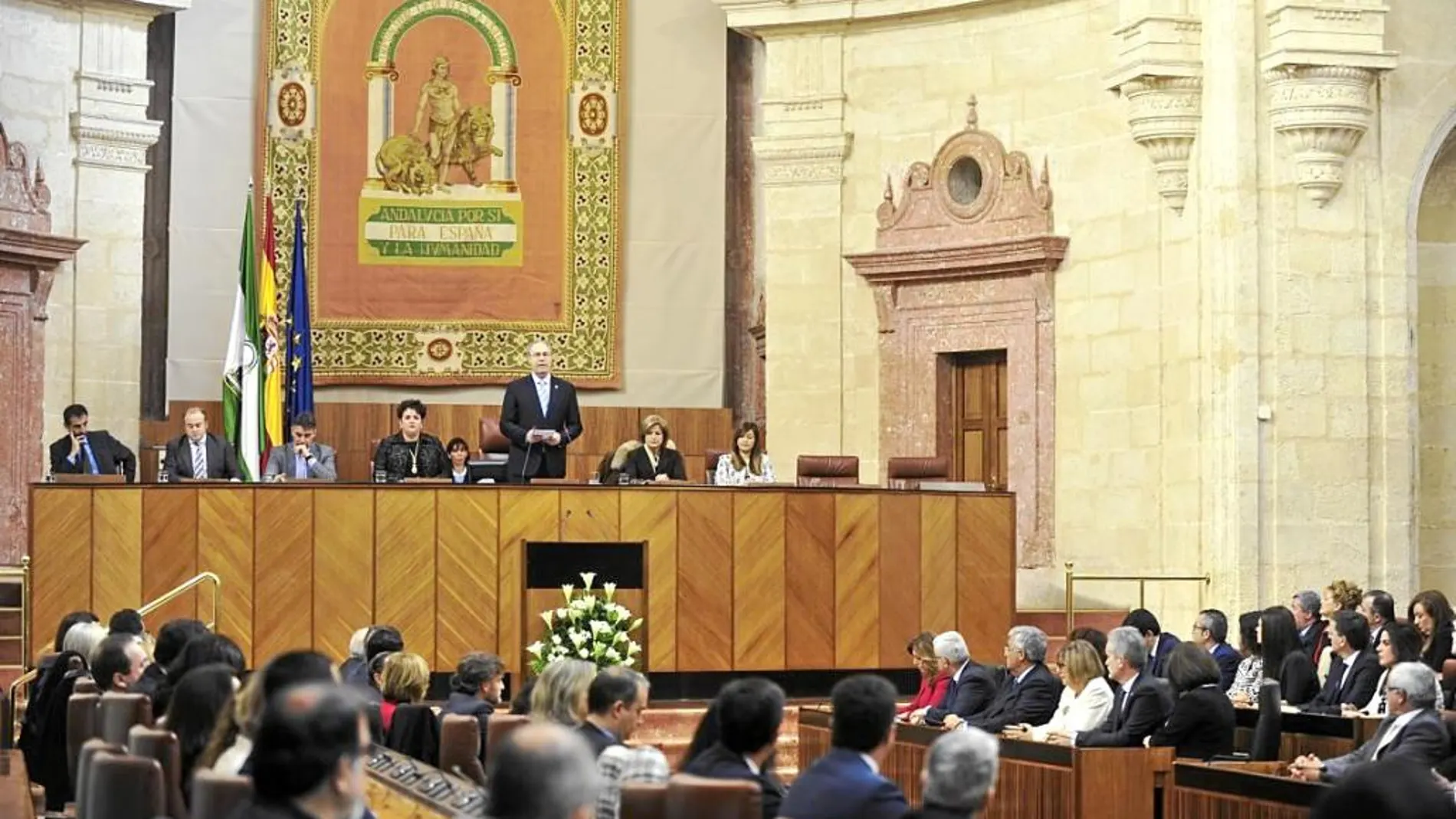 Juan Pablo Durán ofreció ayer un discurso durante un Pleno institucional en el Parlamento