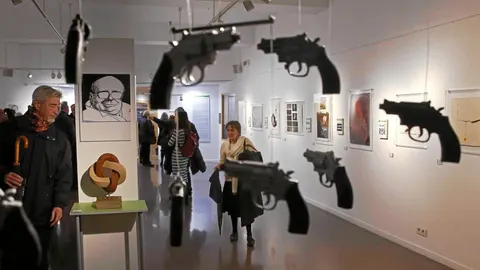 El arte del aquí y el ahora ha viajado a los libros de Carvalho en busca de inspiración. El resultado vale la pena