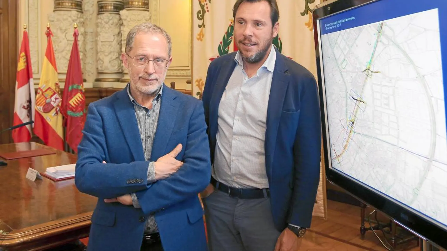 El alcalde Óscar Puente y el concejal Manuel Saravia presentan el proyecto de integración ferroviaria de Valladolid