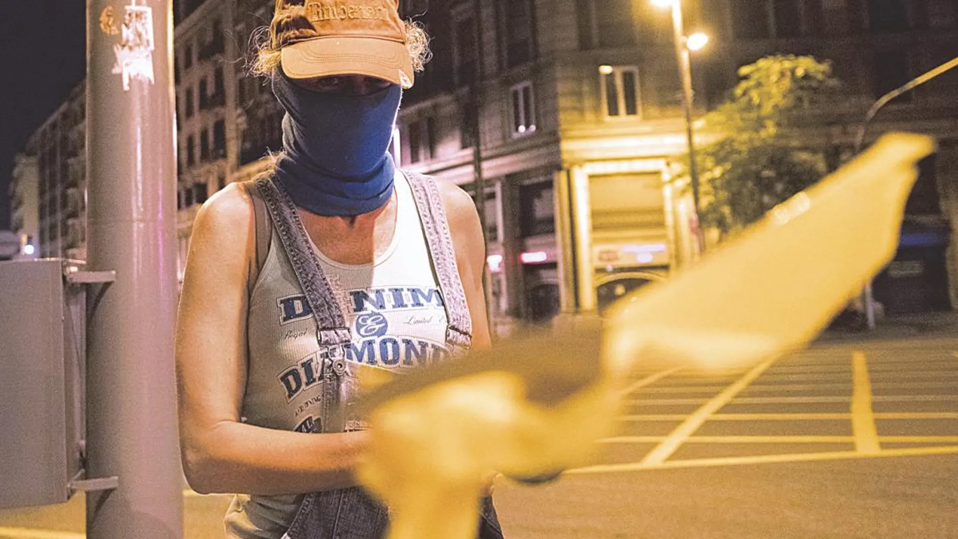 Cada GDR tiene su grupo de Whatsapp y organizan quedadas semanales para ir a retirar lazos amarillos. Hay una veintena de grupos por todo el territorio catalán y donde más actividad tienen es en el interior de Cataluña/ Foto: Shooting