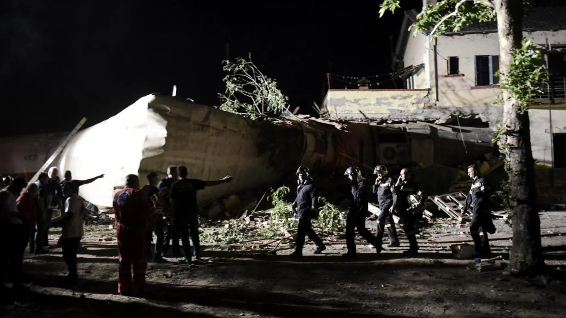 Al menos cuatro muertos tras descarrilamiento ferroviario cerca de Salónica