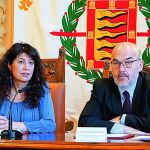 La concejal de Cultura y Turismo, Ana Redondo, y el coordinador de CreArt, Juan González-Posada, presentan los datos relativos a la red cultural